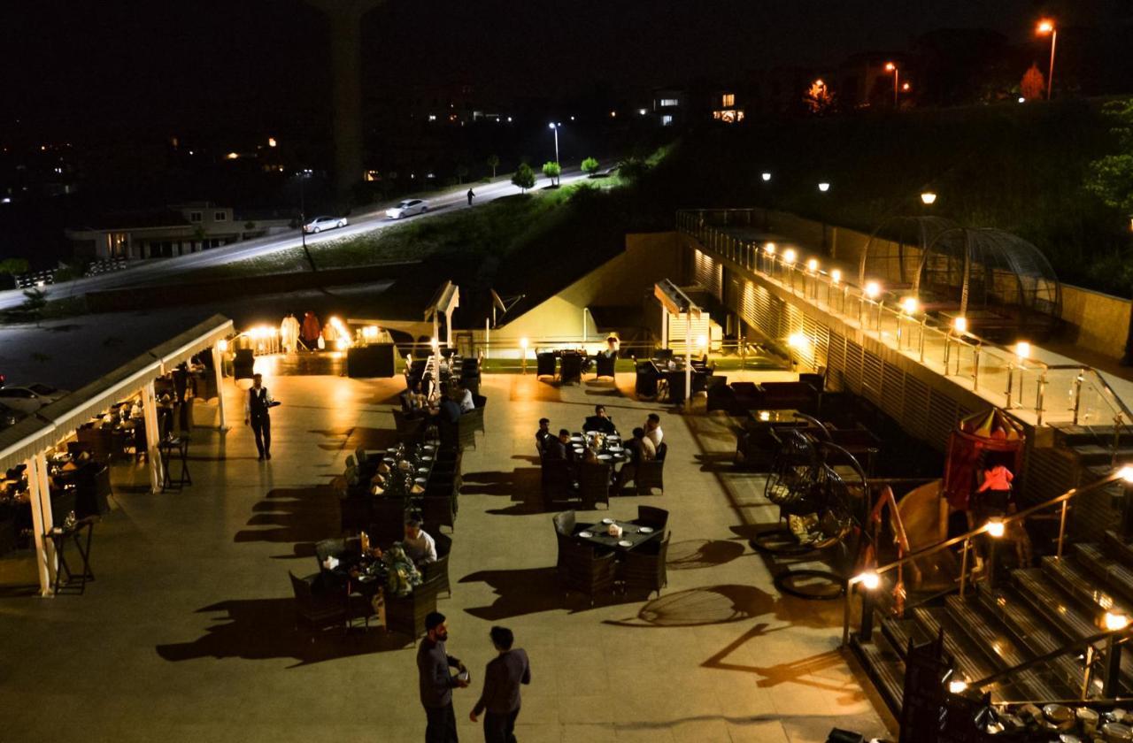 Hotel Jacaranda Heights Islamabad Zewnętrze zdjęcie
