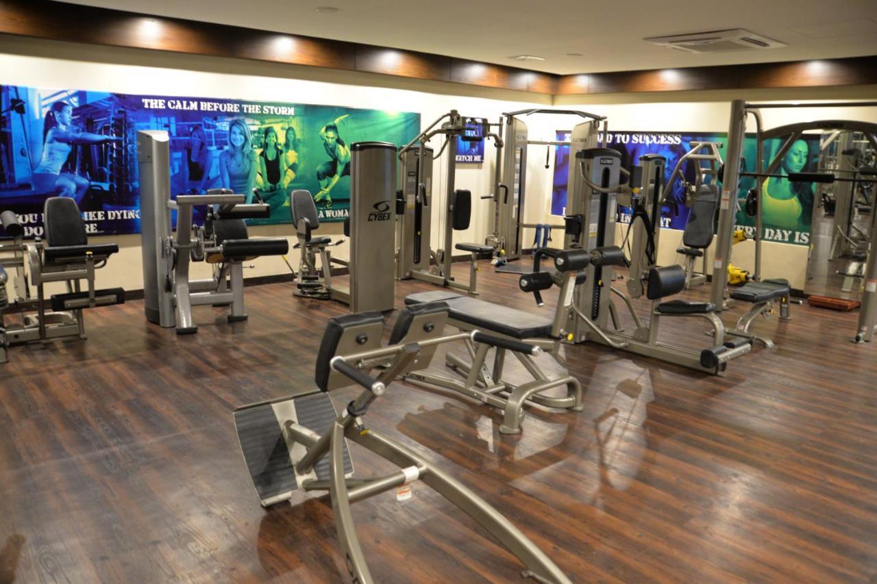 Hotel Jacaranda Heights Islamabad Zewnętrze zdjęcie