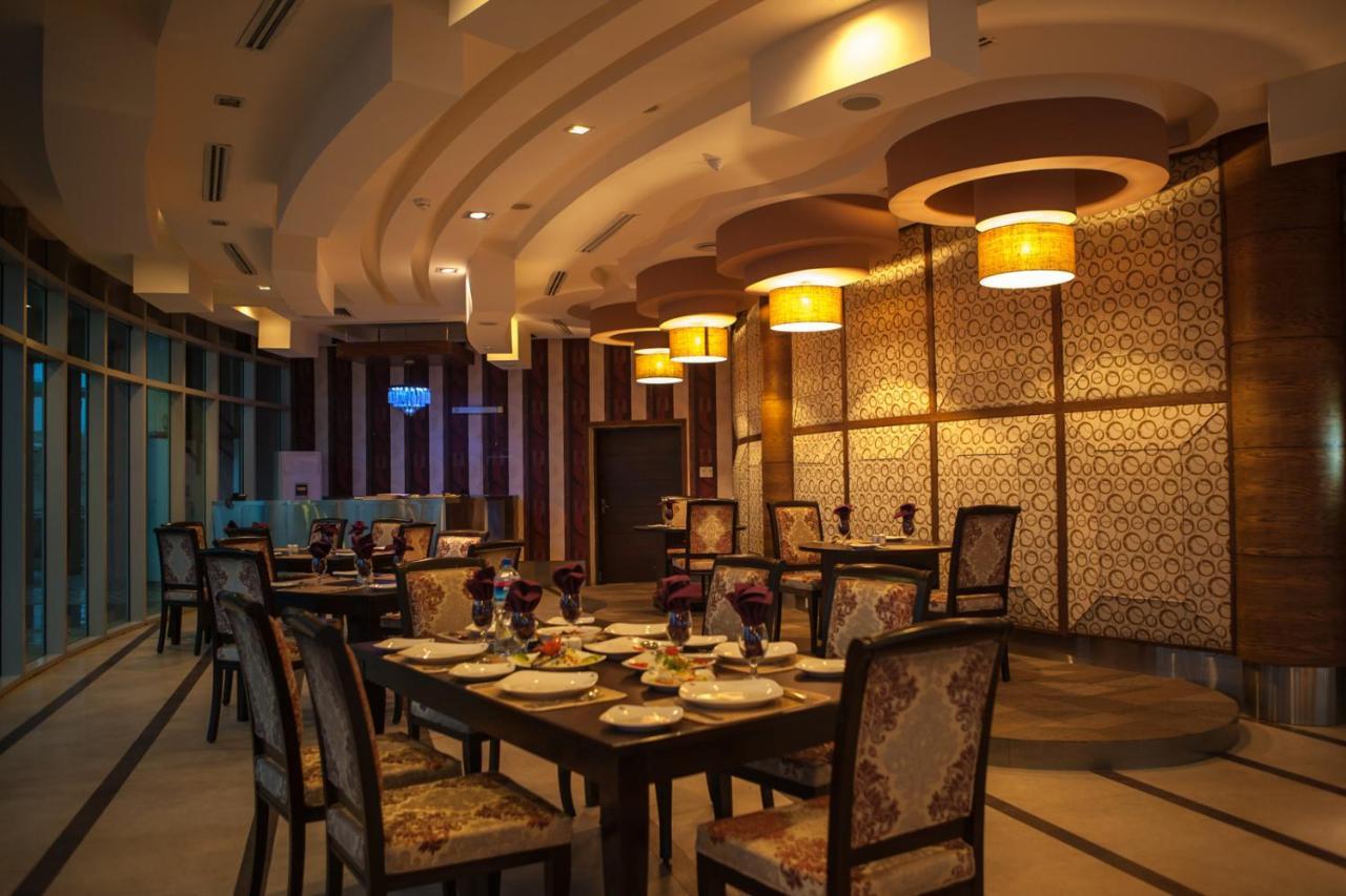 Hotel Jacaranda Heights Islamabad Zewnętrze zdjęcie
