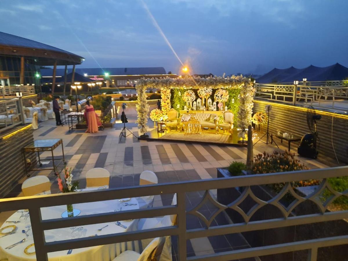 Hotel Jacaranda Heights Islamabad Zewnętrze zdjęcie