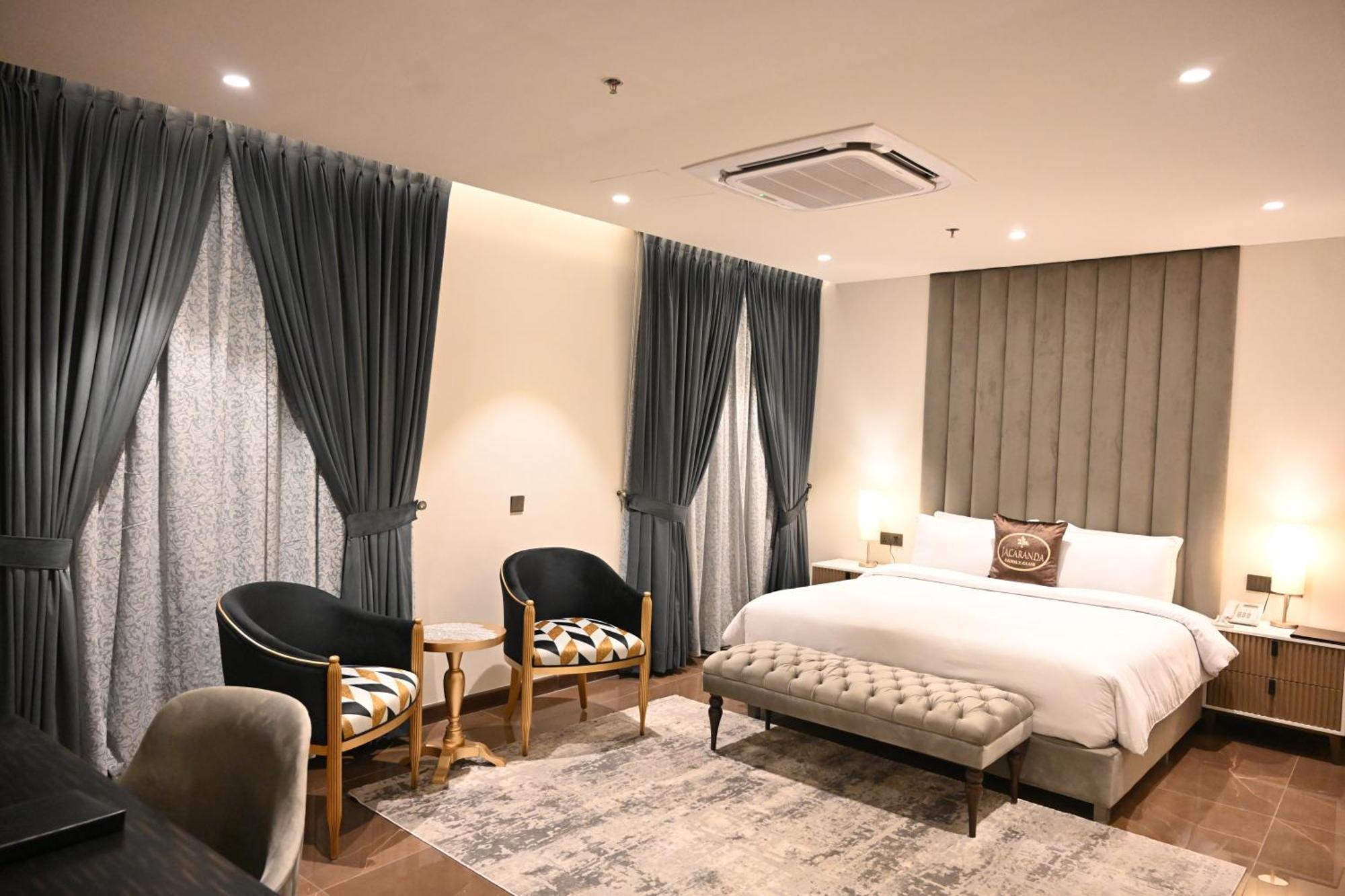 Hotel Jacaranda Heights Islamabad Zewnętrze zdjęcie