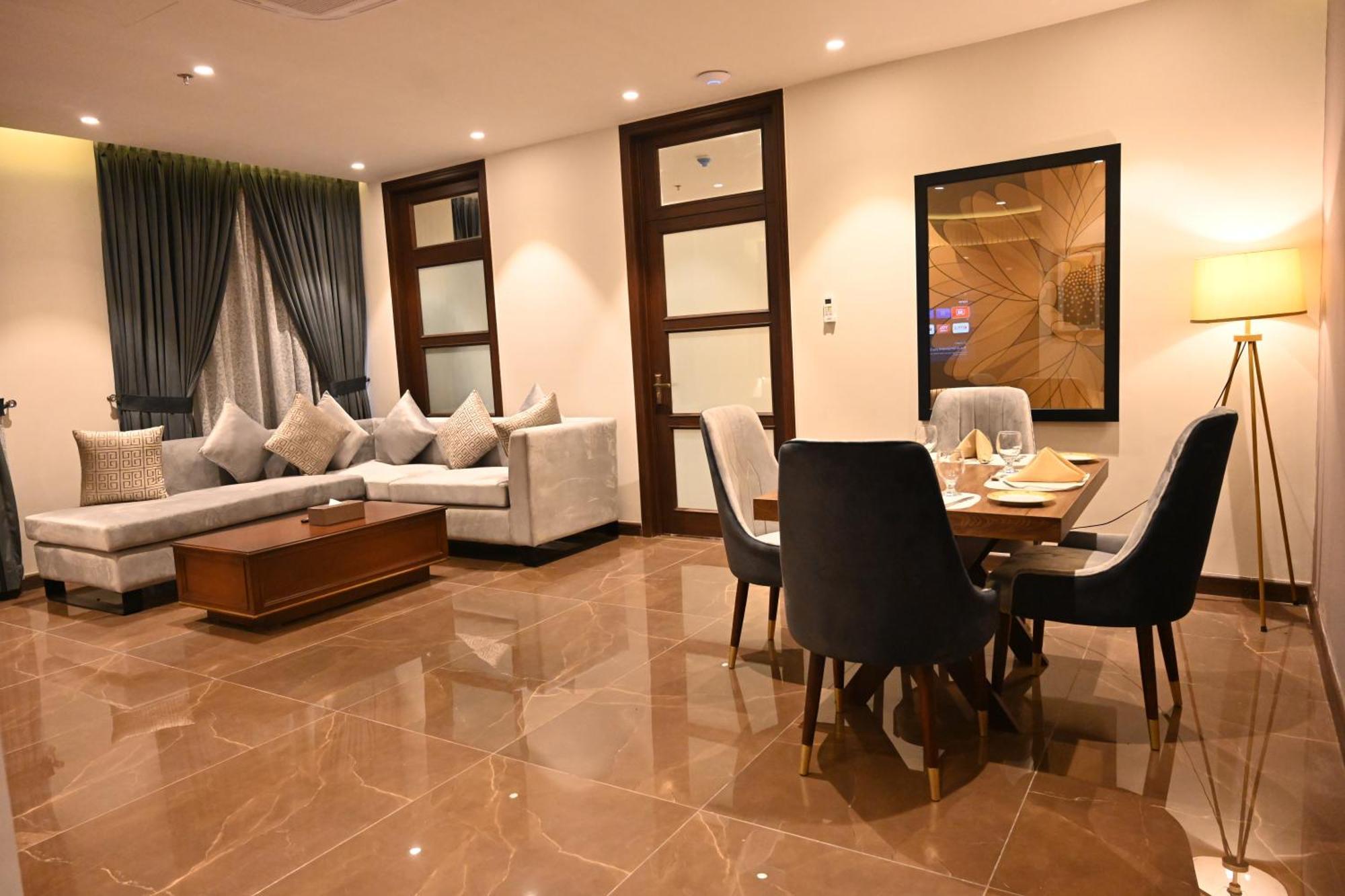 Hotel Jacaranda Heights Islamabad Zewnętrze zdjęcie