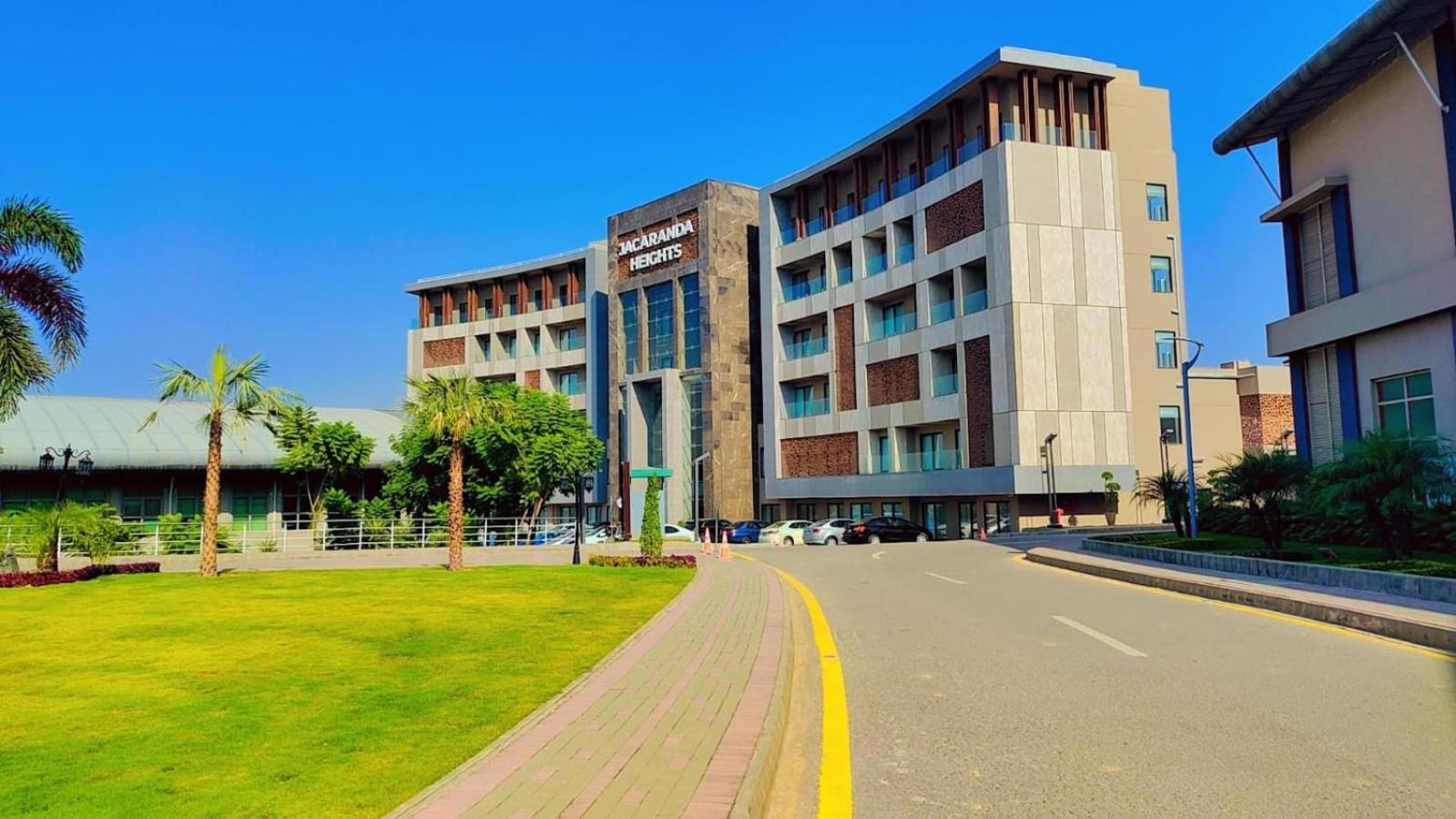 Hotel Jacaranda Heights Islamabad Zewnętrze zdjęcie