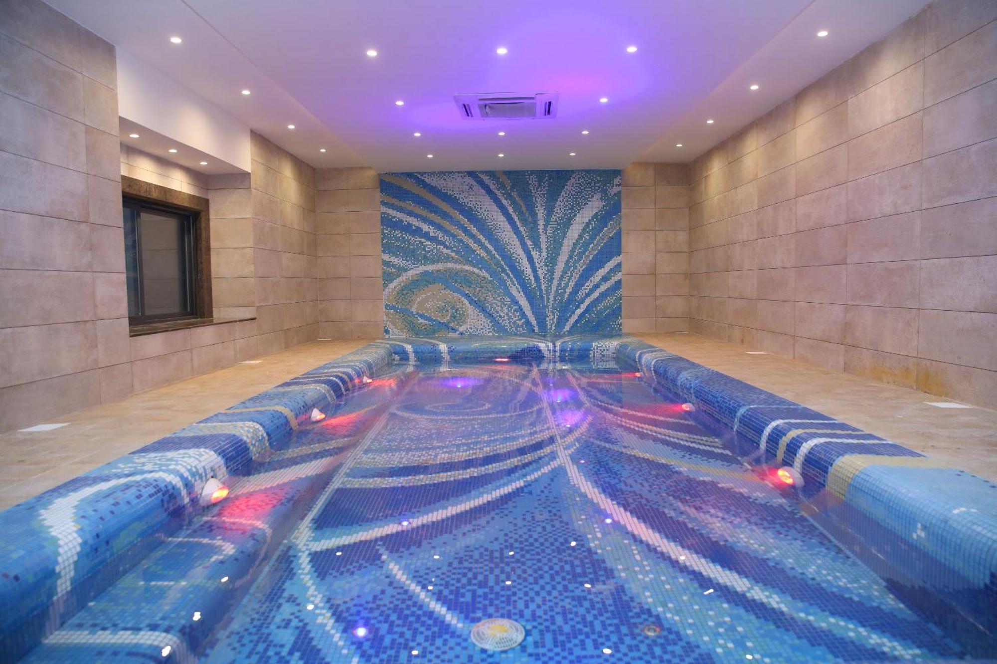 Hotel Jacaranda Heights Islamabad Zewnętrze zdjęcie