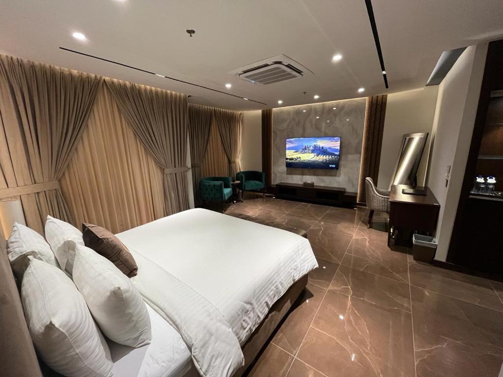 Hotel Jacaranda Heights Islamabad Zewnętrze zdjęcie